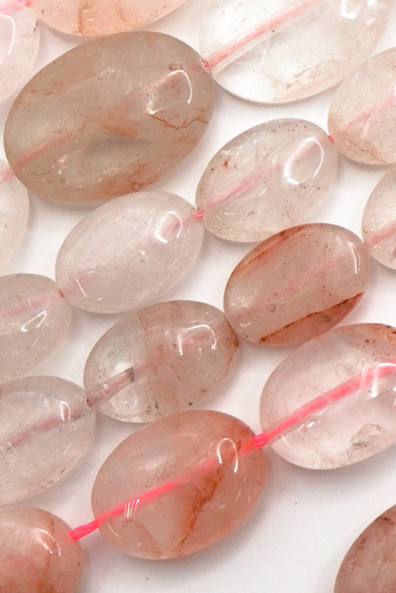 Strawberry Quartz Oval Shape Beads 15x20